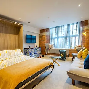 https://48-cocoa-suites.yorkshirehotels.net